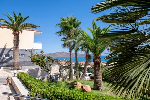 Theo Hotel in Agia Marina — foto 8