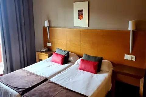 Ohtels Campo De Gibraltar in La Línea de la Concepción — foto 17
