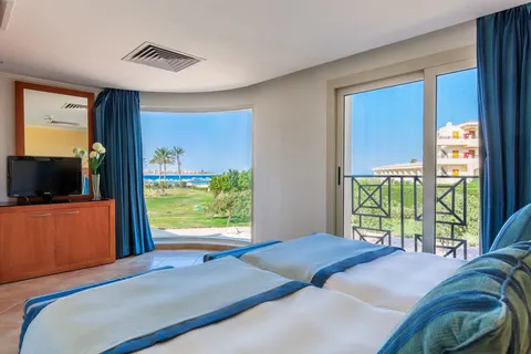 Cleopatra Luxury Resort in Xanadu Club Makadi Bay — foto 14