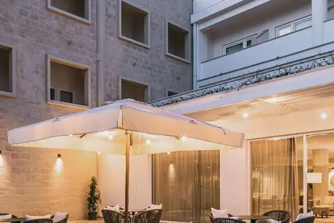 Mangia's Himera Resort in Campo Felice Di Roccella — foto 17