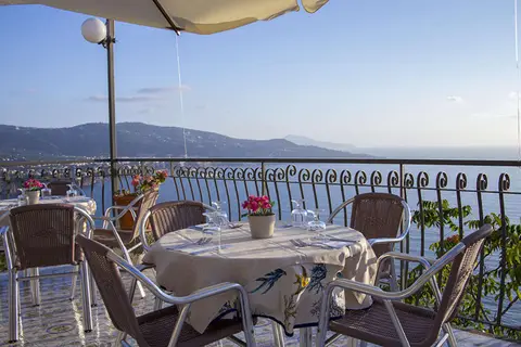 Bungalows Baia Serena in Vico Equense — foto 13