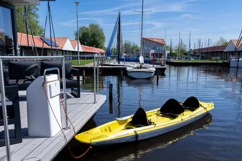 Huren Houseboat Heeg foto 8