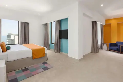 Ramada Hotel & Suites by Wyndham JBR in Hawthorn Suites by Wyndham Dubai — foto 29