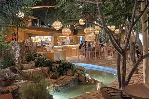 Marlita Hotel Apartments in Παραλίμνι — foto 15