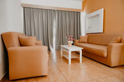 Penelope Beach Hotel in Παραλίμνι — foto 11