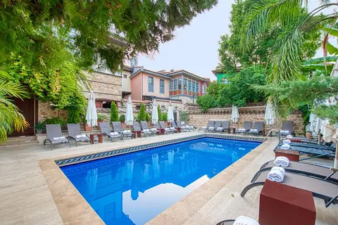 Tuvana in Muratpaşa