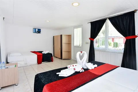 Altinkum Bungalow Hotel in Manavgat — foto 13
