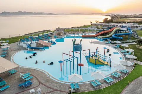 Hotel White Olive Marine Aquapark in Zipari — foto 2