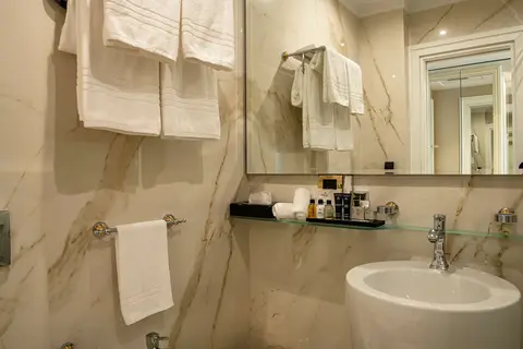 Radisson Collection Morina Hotel, Tirana in Tirana — foto 14