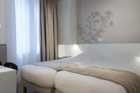 Hotel Brady in Parijs — foto 14