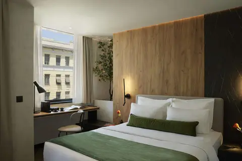 The Port Square Hotel in Piraeus