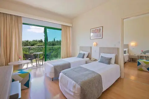 Natura Beach Hotel & Villas in Πόλις Χρυσοχούς — foto 6