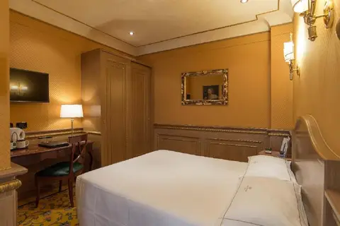 River Palace in Rome — foto 16