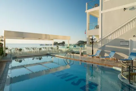 Hotel Denise Beach in Δημοτική Ενότητα Λαγανά