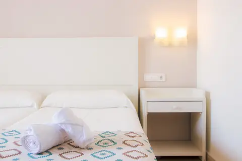 Club Hotel Aguamarina in es Mercadal — foto 25