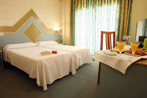 Hotel Tropic Relax in Benidorm — foto 4