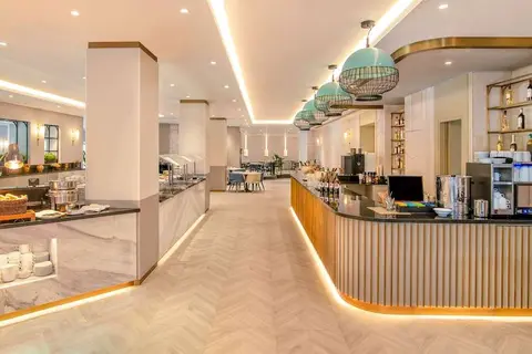 Sheraton Abu Dhabi Hotel & Resort in الزَّاهية — foto 21