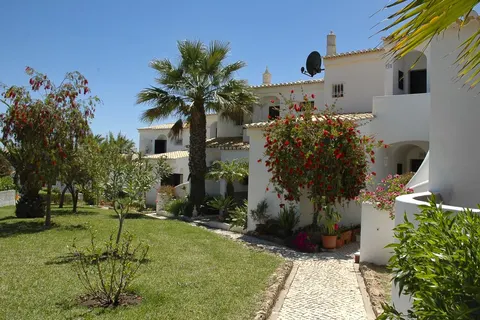 Turiquintas Villas in Porches — foto 13