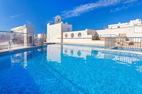Duquesa Playa in Santa Eulària des Riu — foto 2