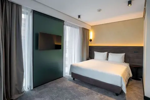 Novotel Tbilisi Center in Tbilisi — foto 2