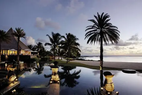 Shanti Maurice Resort & Spa in St Felix Public Beach, foto 12