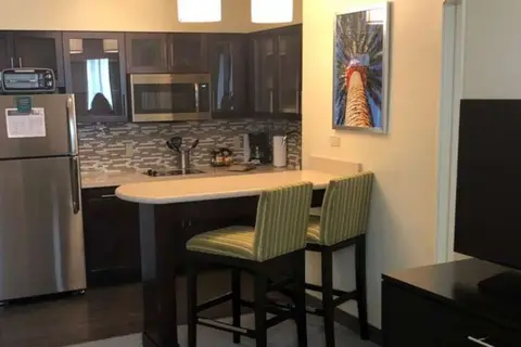 Staybridge Suites Miami International Airport in Miami — foto 13