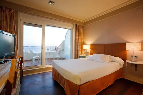 Hotel Playa Victoria in Cádiz — foto 23