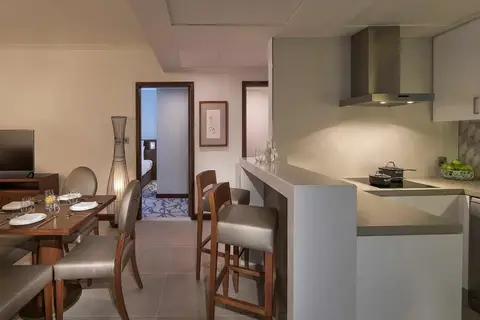 Pullman Dubai Creek City Centre Residences in Dubai — foto 18