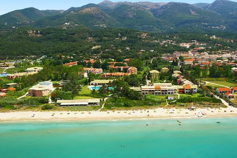 St. George's Bay Country Club in Αχαράβη — foto 16