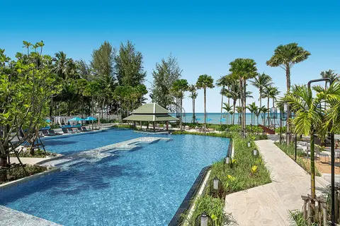 Grand Mercure Khao Lak Bangsak in บ้านบางหลาโอน — foto 3