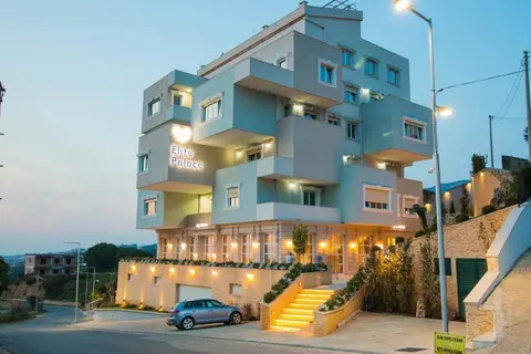 Elite Palace in Tirana