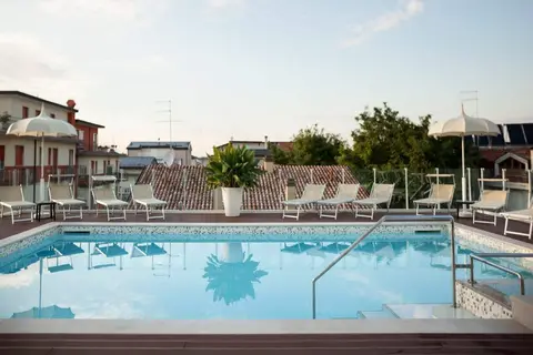 Hotel Tropical in Rome