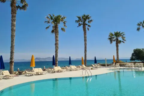 Irina Beach Hotel in Zipari, foto 21