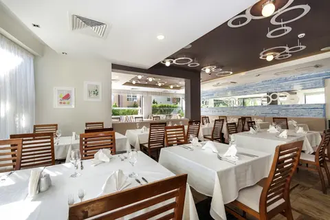 Lion Hotel Sunny Beach in Несебър — foto 18