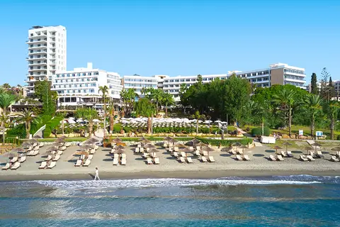 Mediterranean Beach Hotel in Agios Tychonos — foto 12