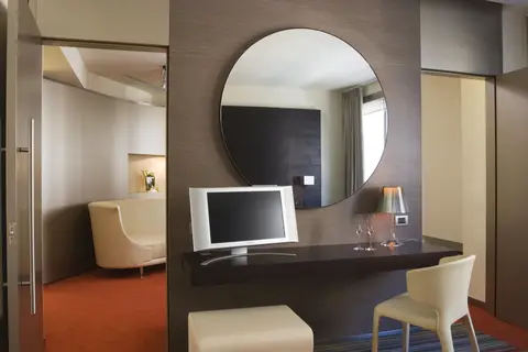 UNAHOTELS T Hotel Cagliari in Cagliari — foto 13