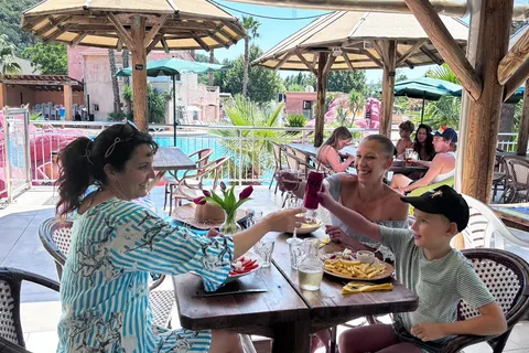 Camping La Vallée Du Paradis foto 18