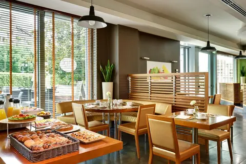 UNAHOTELS The One Milano in San Donato Milanese — foto 2