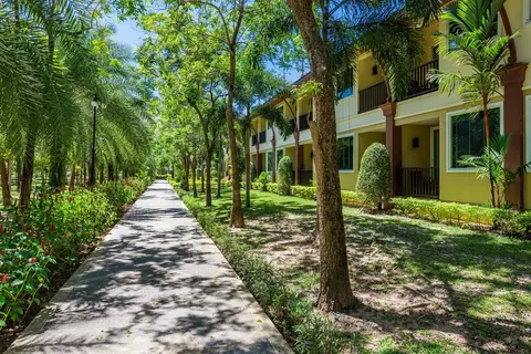 Hotel Duangjitt Resort & Spa in ตำบลป่าตอง — foto 10