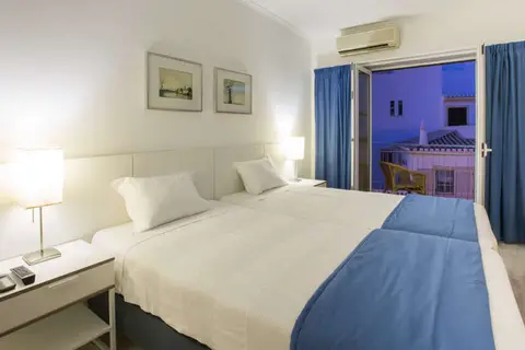 Hotel Baltum in Albufeira — foto 17