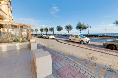 Europa in Sliema — foto 10