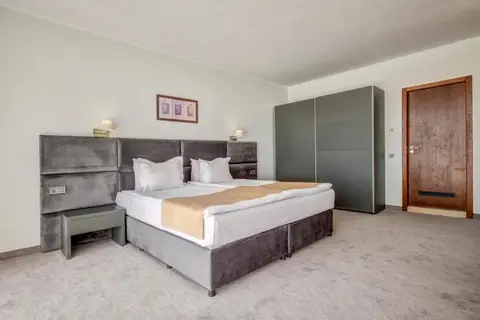 Continental Hotel in СПА център Ривиера Бийч — foto 16