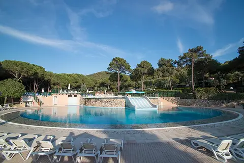 Camping Ville Degli Ulivi in Campo nell'Elba