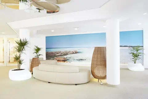 Grupotel Tamariscos in Cala'n Bosch — foto 11