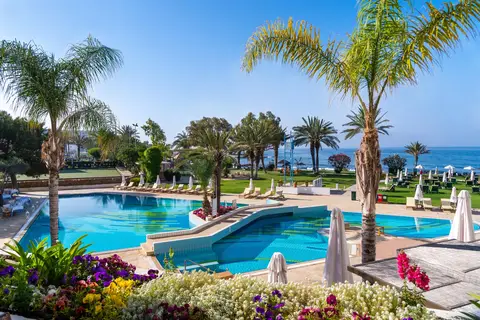 Constantinou Bros Athena Royal Beach Hotel in Athena Royal Beach Hotel, foto 12