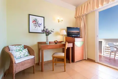 Izan Cavanna Hotel in Cartagena — foto 16