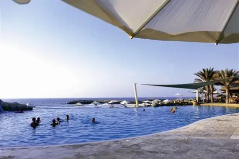 Coral Beach Resort Sharjah in السيف — foto 18