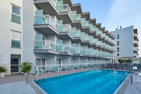 BQ Amfora Beach Hotel in Palma