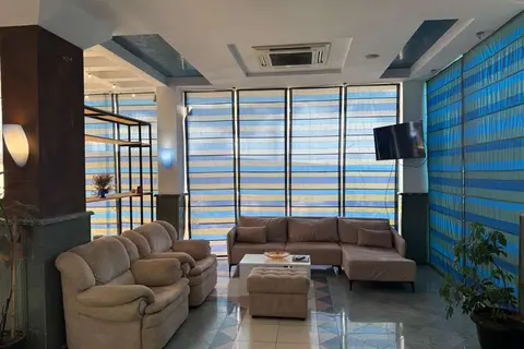 Blue Amr in Durrës — foto 11