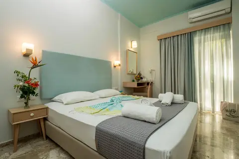 Aris Hotel in Παλαιόχωρα — foto 22